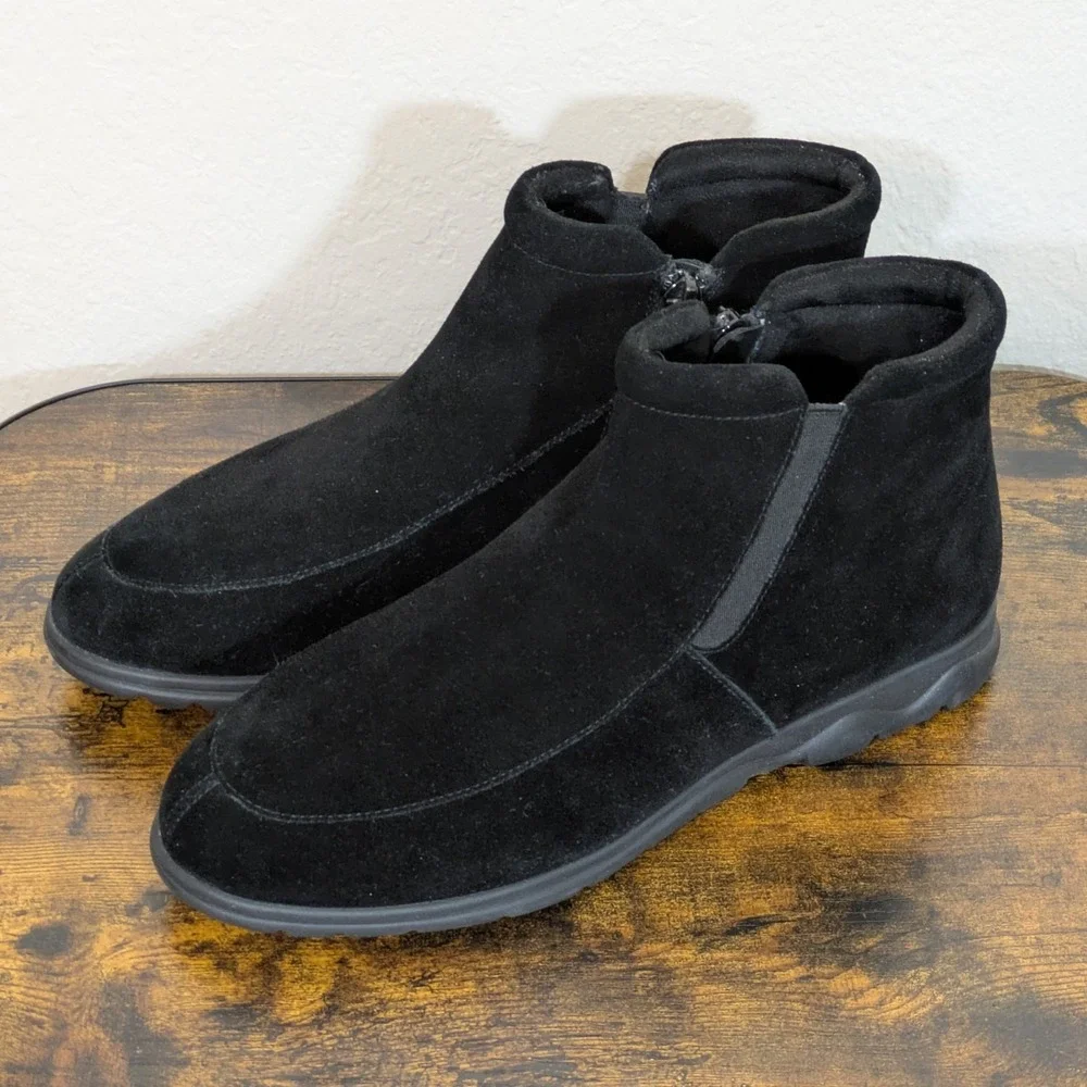 Vaneli Sport Leeta Black Suede Ankle‎ Boots Zip Booties Women's 6.5 M